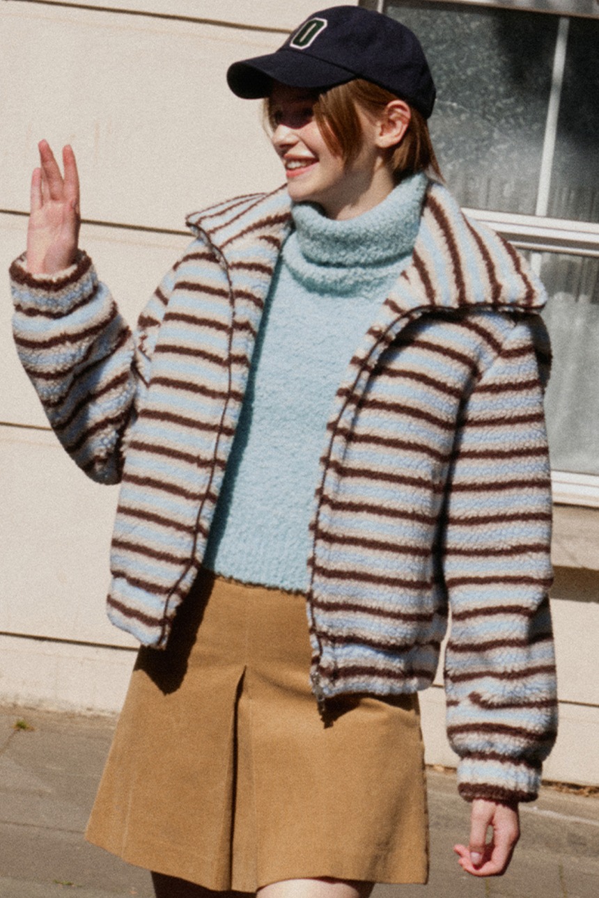[한지현 착용]VICTORIA Eco shearing stripe wool jumper (Blue&amp;Brown)